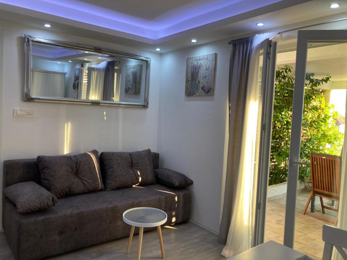 Luxury Apartman Nr 希贝尼克 外观 照片