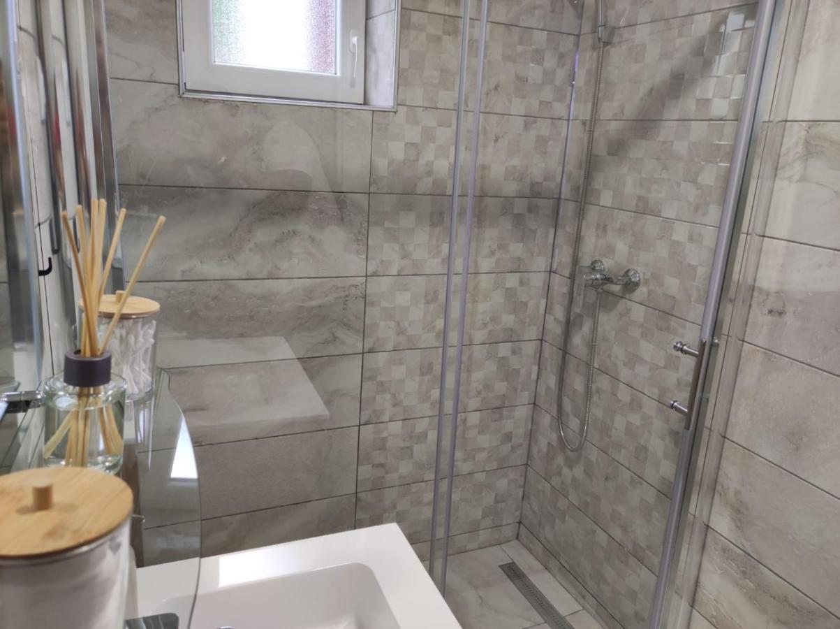 Luxury Apartman Nr 希贝尼克 外观 照片