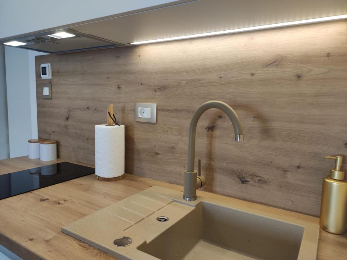 Luxury Apartman Nr 希贝尼克 外观 照片