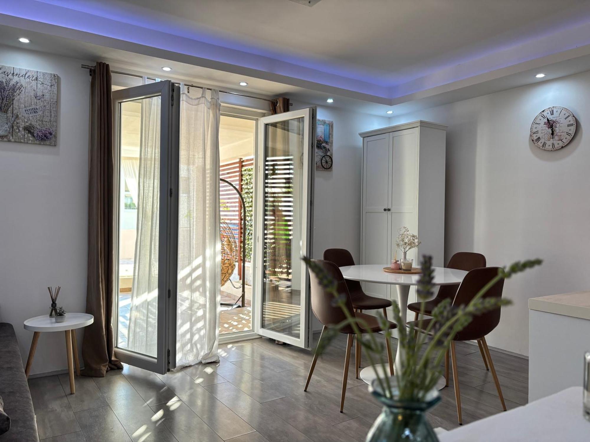 Luxury Apartman Nr 希贝尼克 外观 照片